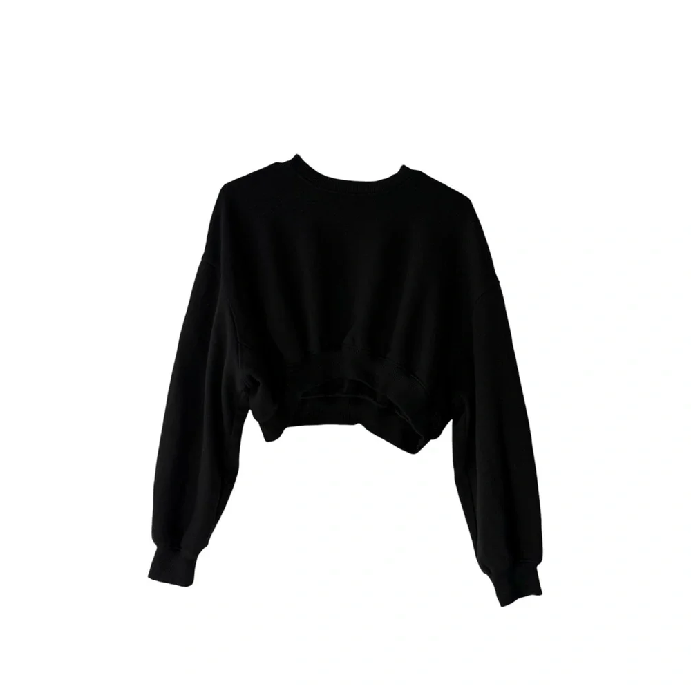 Zara Medium Cropped Sweater Crew Neck Long Sleeve Warm Comfy Casual Black Used - Picture 1 of 4
